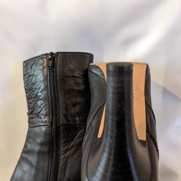 COACH Torree women's boots. Size 6B - Picture 5 of 8